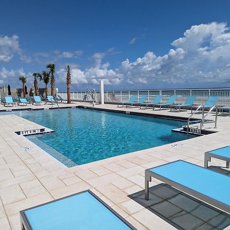 Holiday Inn Express & Suites Oceanfront Daytona Beach Shores By Ihg Екстериор снимка