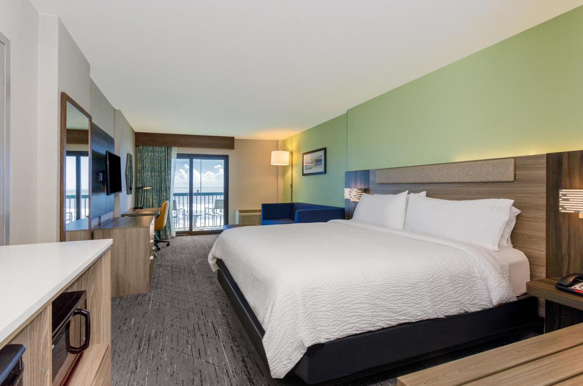 Holiday Inn Express & Suites Oceanfront Daytona Beach Shores By Ihg Екстериор снимка
