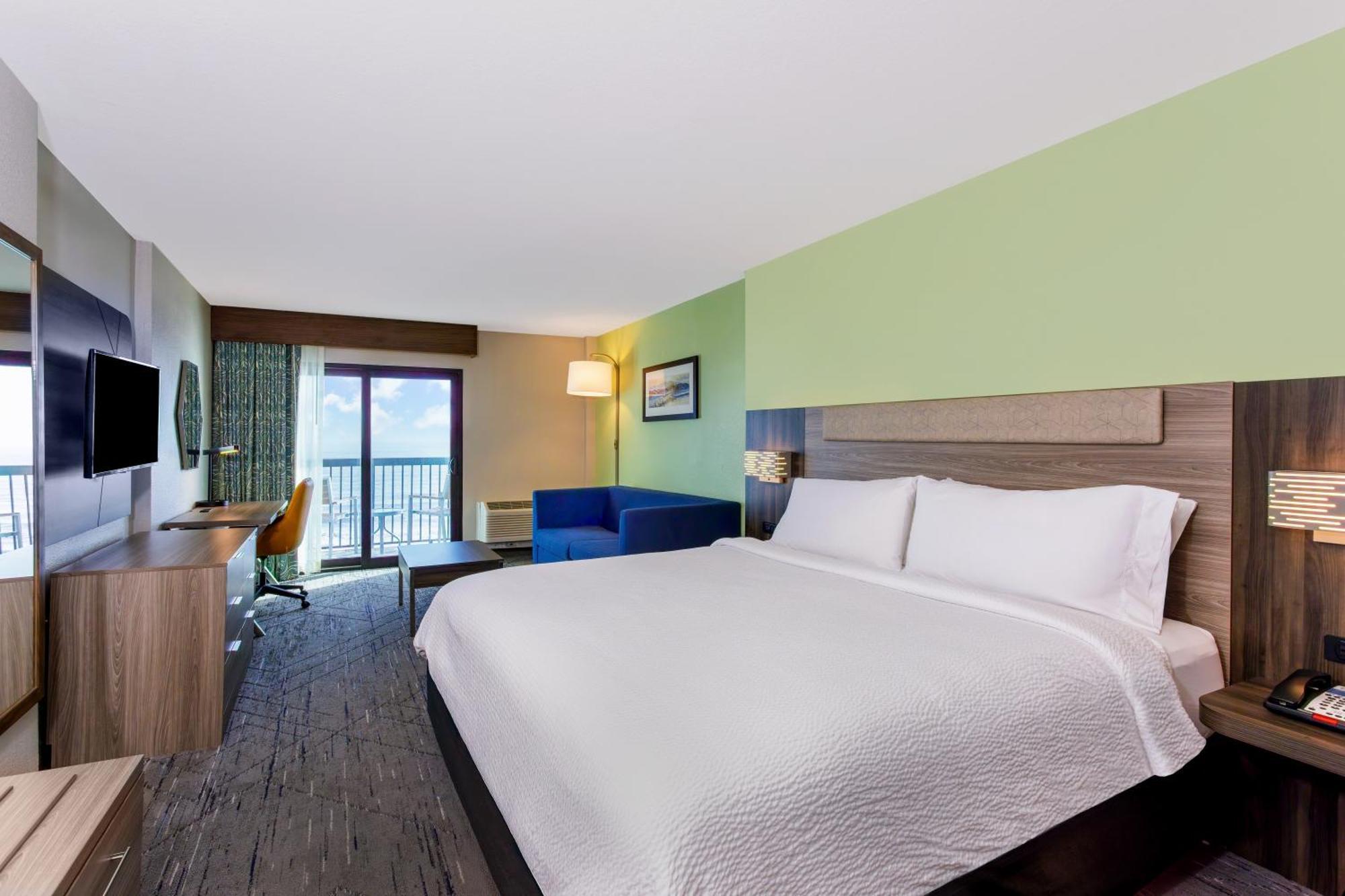 Holiday Inn Express & Suites Oceanfront Daytona Beach Shores By Ihg Екстериор снимка